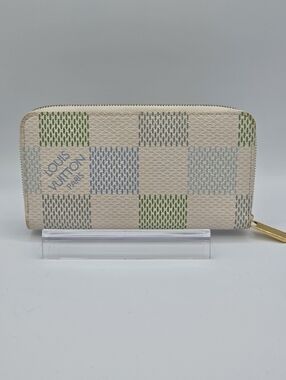 Louis Vuitton Damierlicious Zippy Wallet Pistachio Green